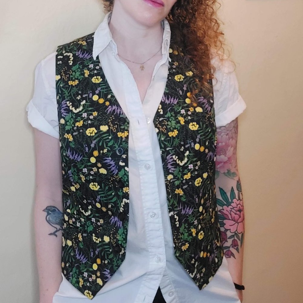 WILDFANG Empower "Meadow" Vest, size small